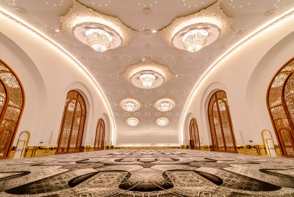 Gran salón de eventos Katara Hall en Raffles Doha